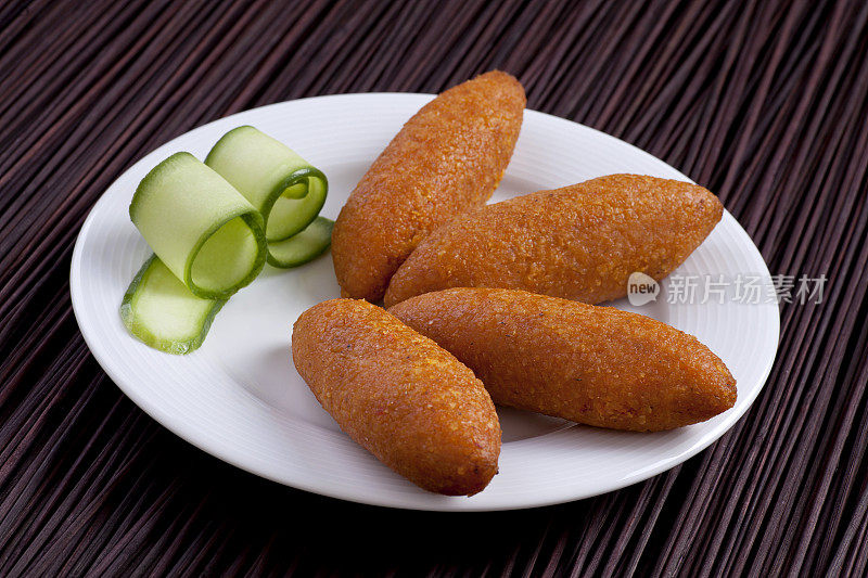 - Kofta还是Kibbeh, Kibe